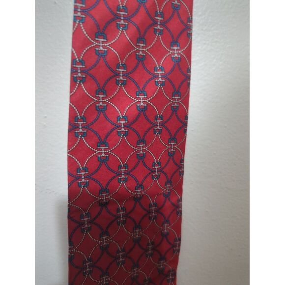 Bert Pulitzer Textured Silk Red Tie Made In USA Red Blue White Chain Pattern - Picture 2 of 4